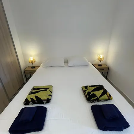 Bali Vibes Piscine Tennis Wifi Ac Clim * Antibes