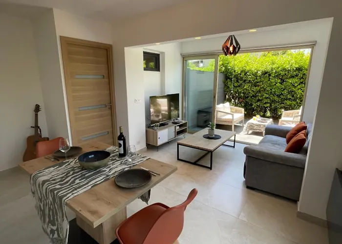 Bali Vibes Piscine Tennis Wifi Ac Clim