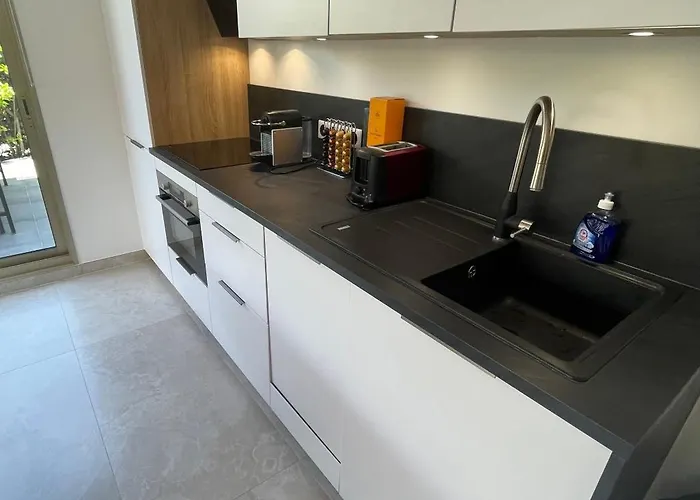 Bali Vibes Piscine Tennis Wifi Ac Clim * Antibes